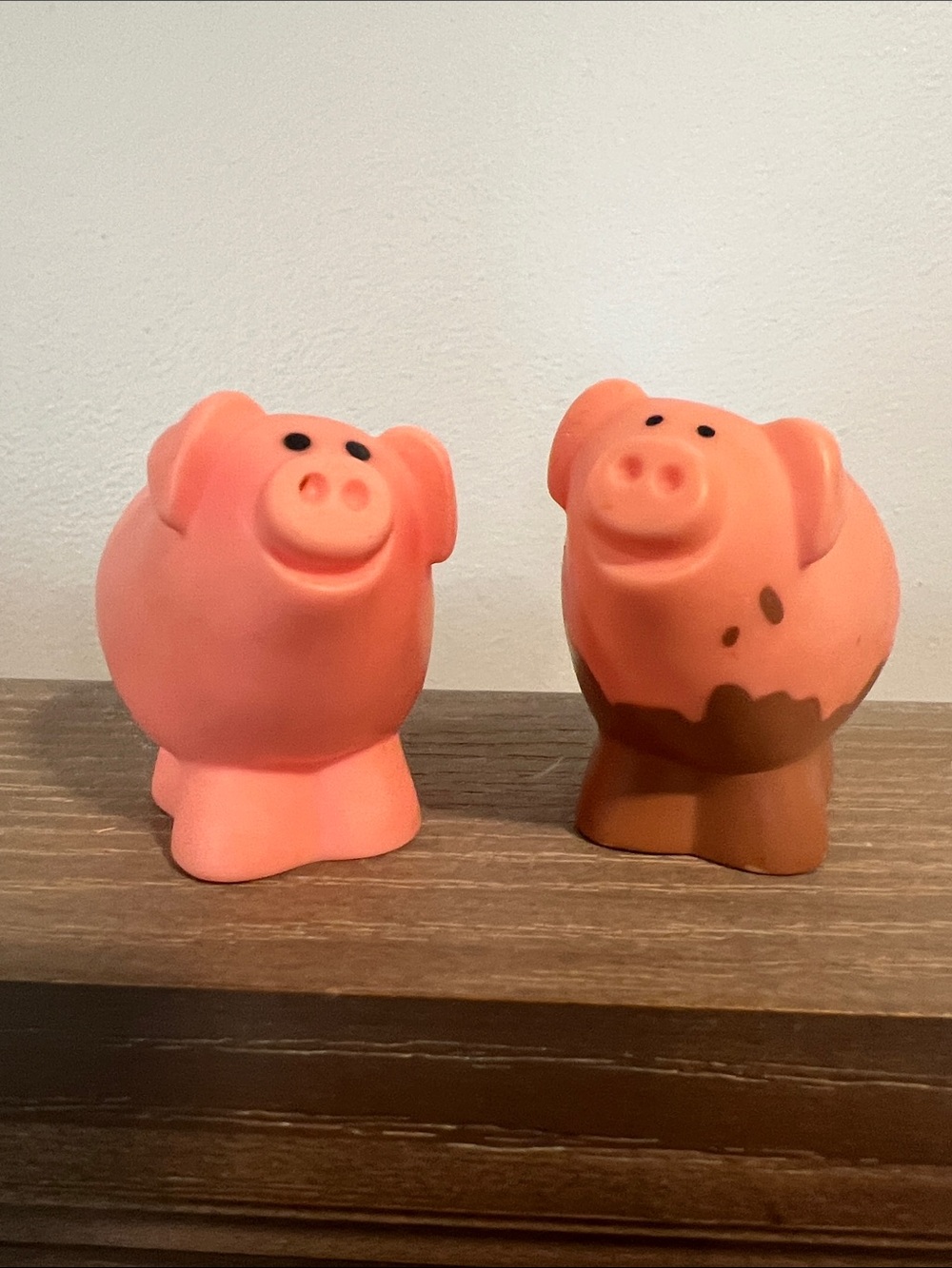 Fisher-Price Little People 90s Vintage Collectible Farm Replacement Pig Toys